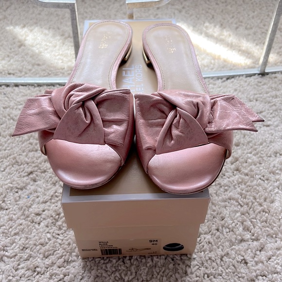 Michael Kors Willa slides shoes - Picture 3 of 10